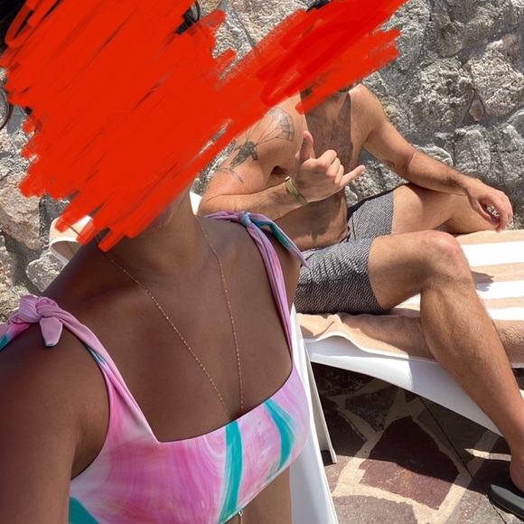 ❌SOLD❌Frankies Bikinis Kendall Top and Bottom - Picture 2 of 4